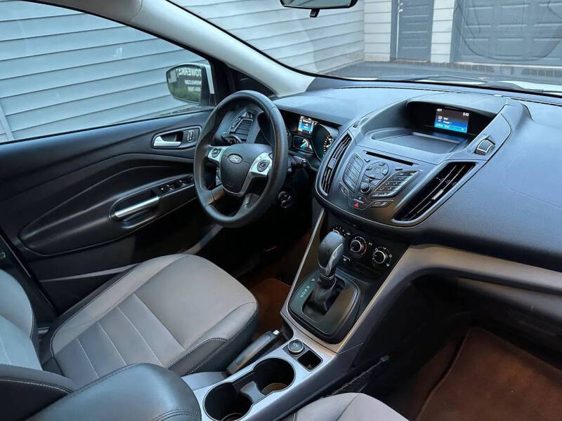 2016 Ford Escape SE