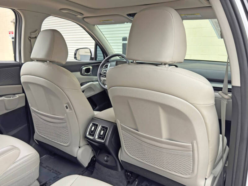 2025 Kia Sorento EX