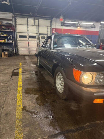 1985 Mercedes-Benz 380-Class