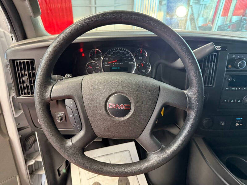 2024 GMC Savana 2500