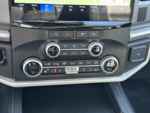 2023 Ford Expedition XLT