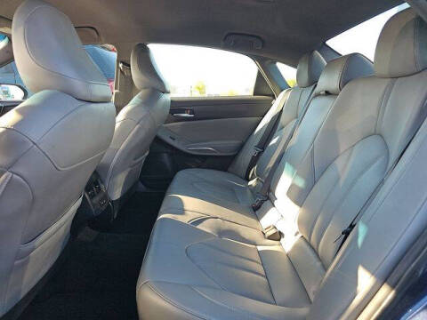 2019 Toyota Avalon XLE
