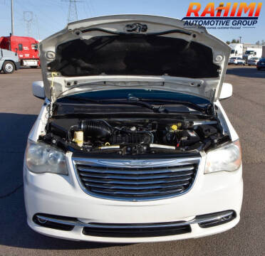 2012 Chrysler Town and Country Touring