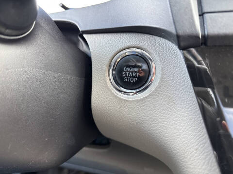 2015 Toyota Sienna XLE 8-Passenger