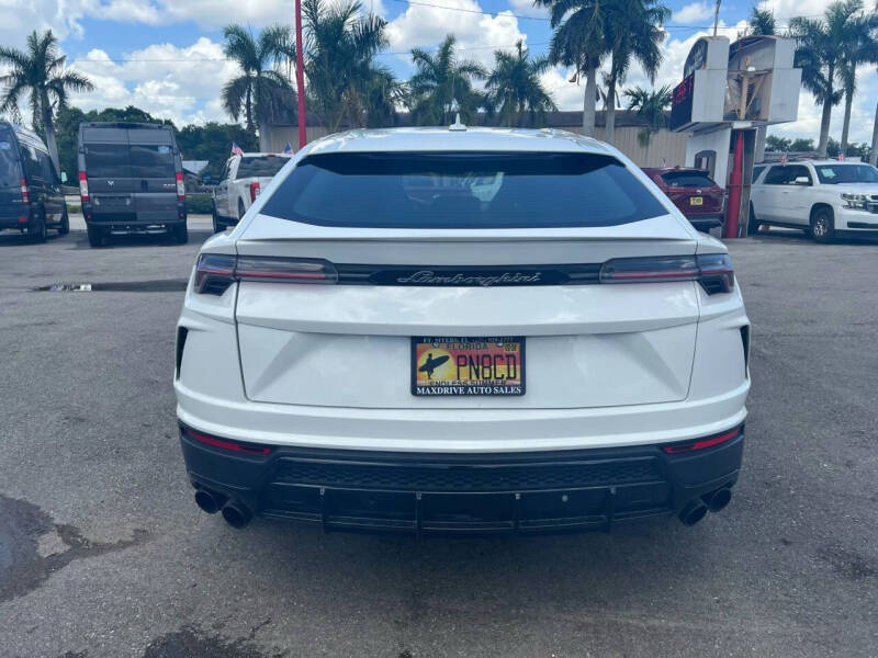 2019 Lamborghini Urus