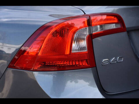 2016 Volvo S60 Cross Country T5 Platinum