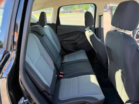 2015 Ford C-MAX Hybrid SE