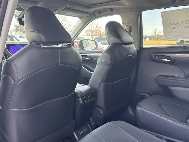 2026 Toyota Highlander Limited