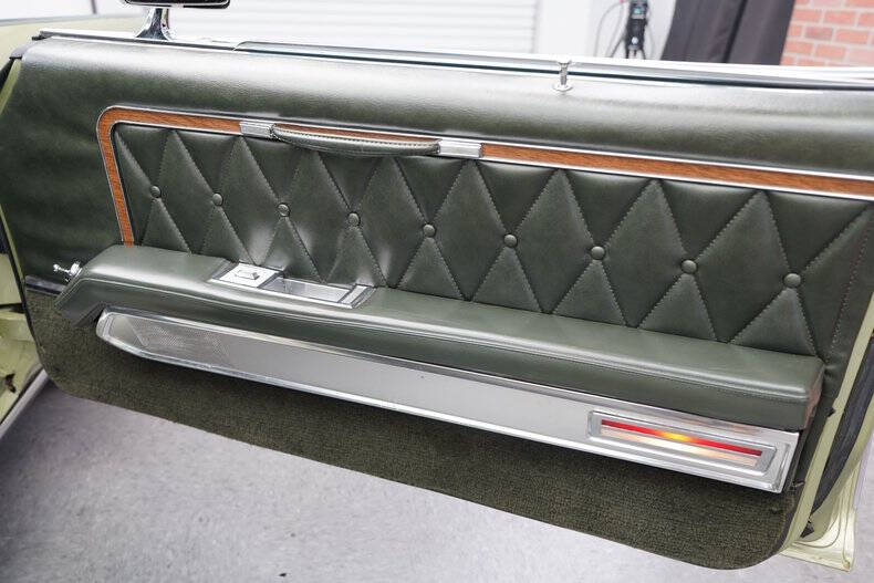 1969 Lincoln Continental