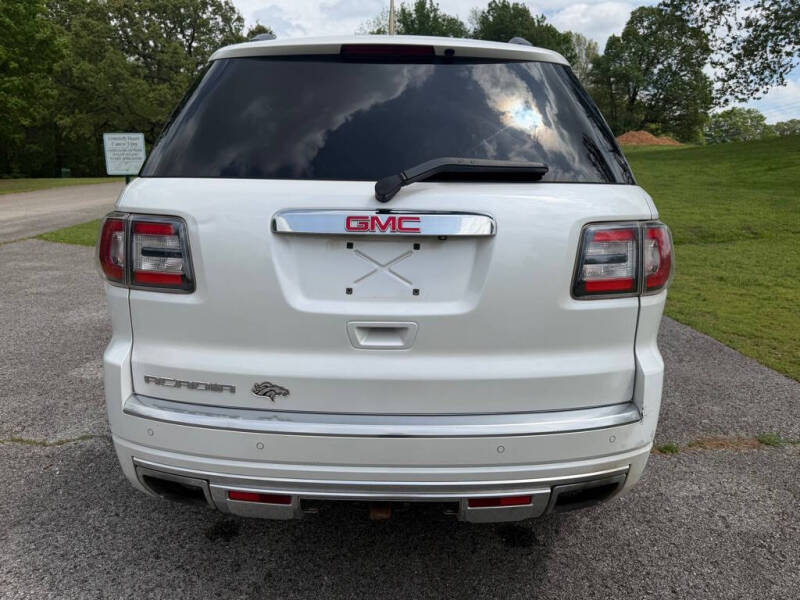 2016 GMC Acadia Denali