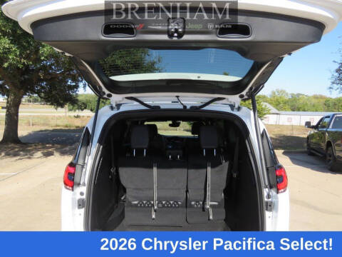 2026 Chrysler Pacifica Select