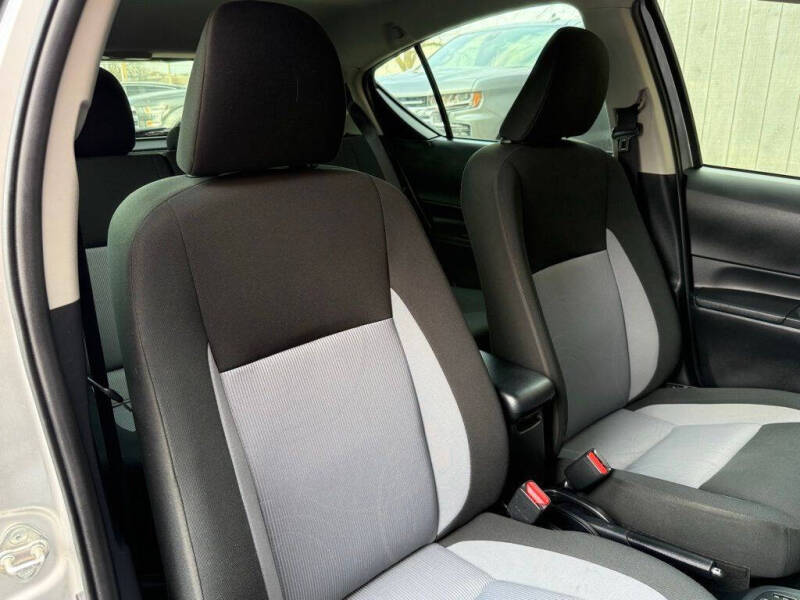 2018 Toyota Prius c Two