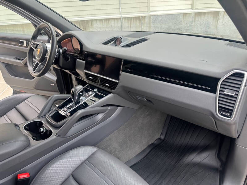 2021 Porsche Cayenne