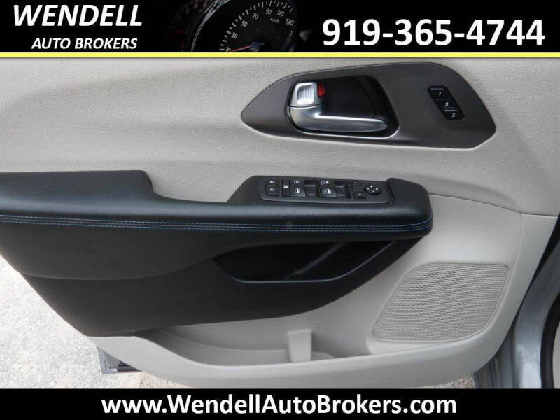 2021 Chrysler Pacifica Touring L