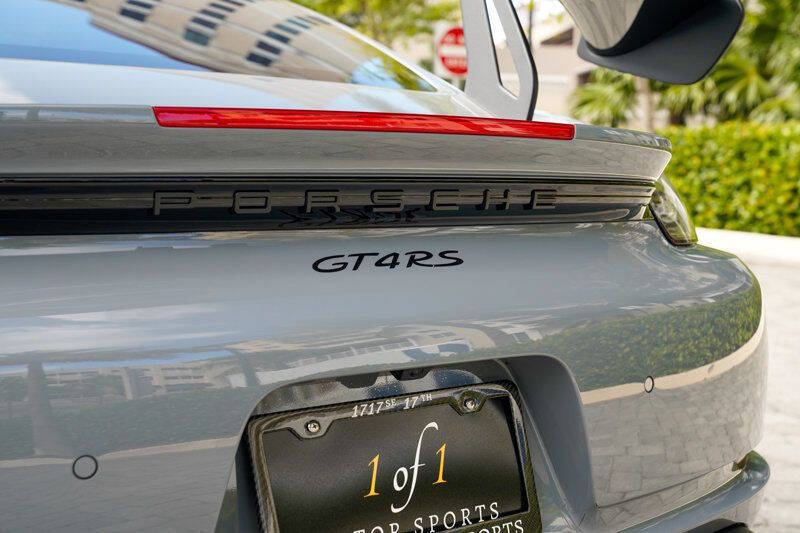 2024 Porsche 718 Cayman GT4 RS