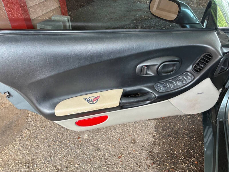 2003 Chevrolet Corvette