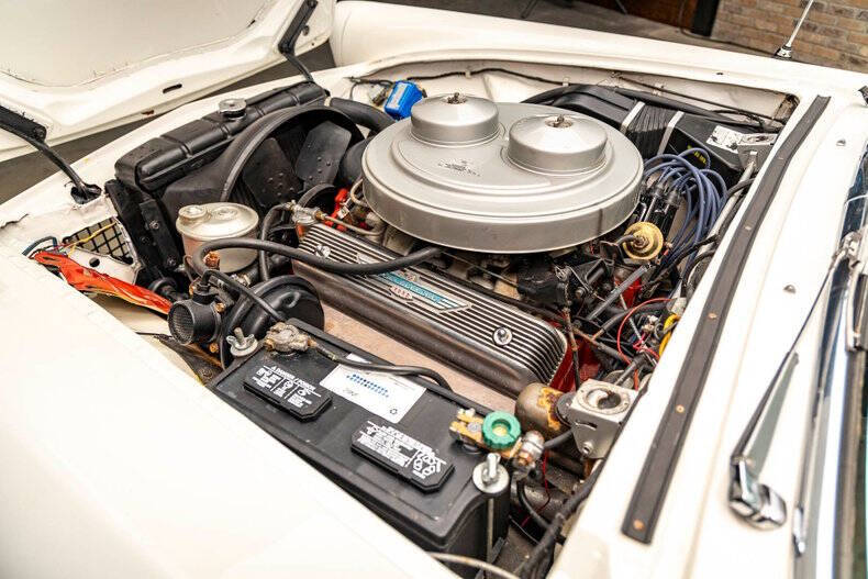 1957 Ford Thunderbird