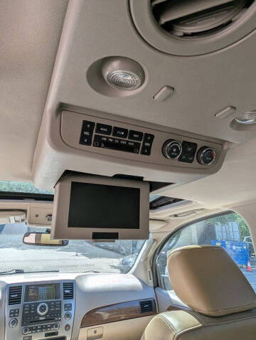 2012 Nissan Armada Platinum