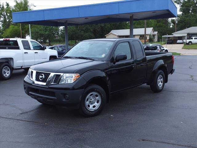 2018 Nissan Frontier for sale at HOWERTON'S AUTO SALES in Stillwater OK