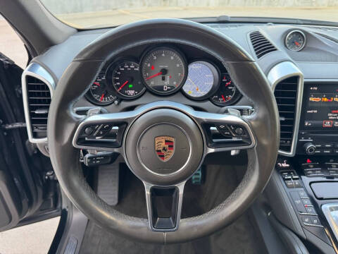 2018 Porsche Cayenne S