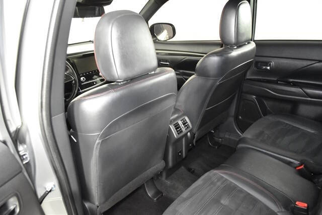 2020 Mitsubishi Outlander Special Edition