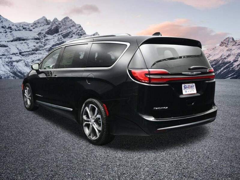 2026 Chrysler Pacifica Pinnacle