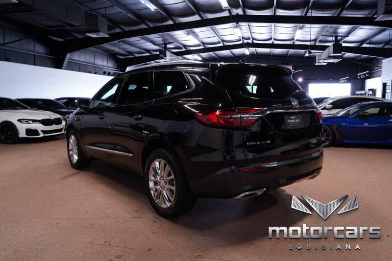 2020 Buick Enclave Essence