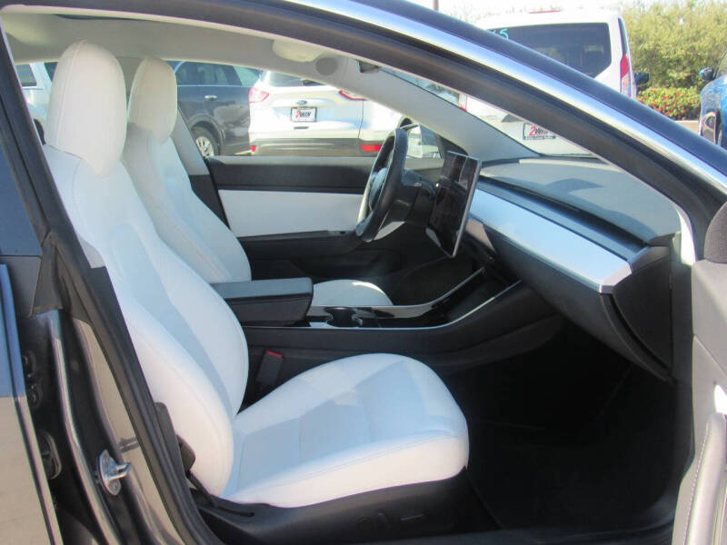 2018 Tesla Model 3 Mid Range