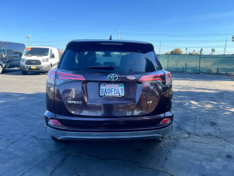 2017 Toyota RAV4 LE