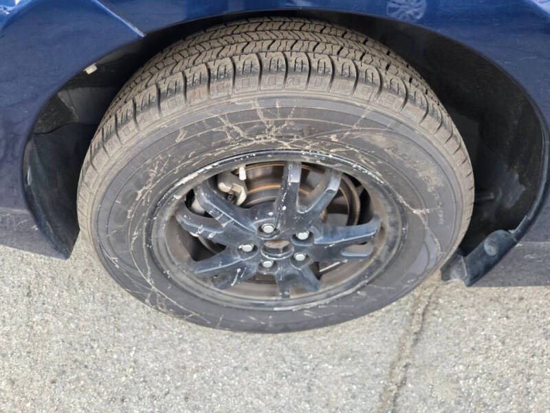 2013 Toyota Prius Three