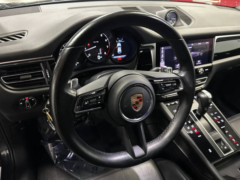 2023 Porsche Macan