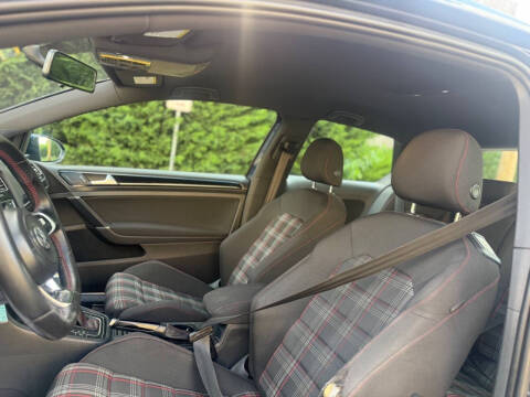 2015 Volkswagen Golf GTI S