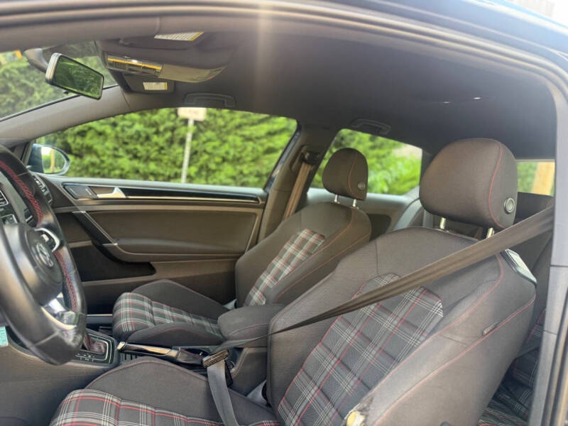 2015 Volkswagen Golf GTI S