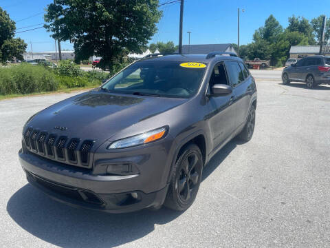 2018 Jeep Cherokee for sale at Premier Motor Company in Springdale AR