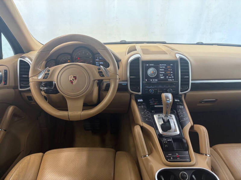 2012 Porsche Cayenne Tiptronic