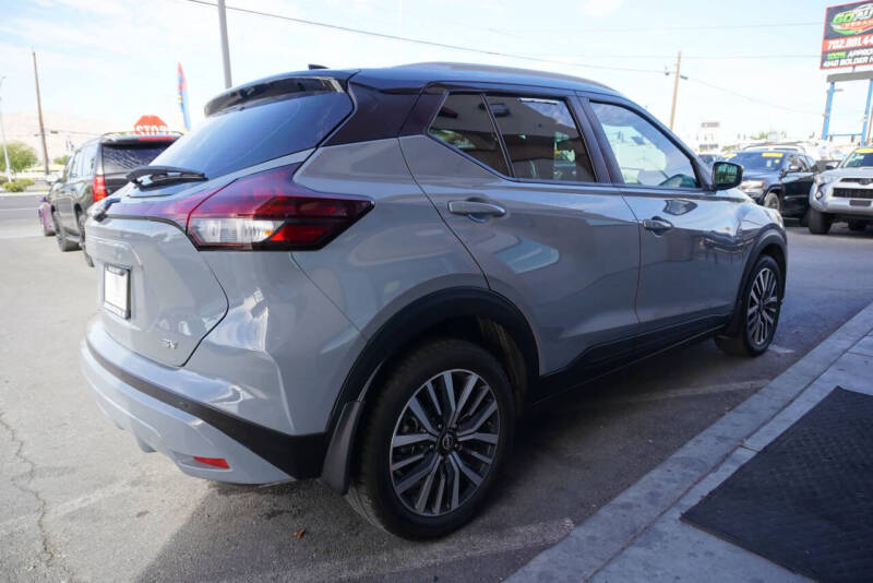 2023 Nissan Kicks SV