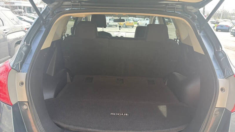 2015 Nissan Rogue Select S