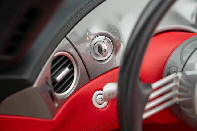 2001 BMW Z8 20