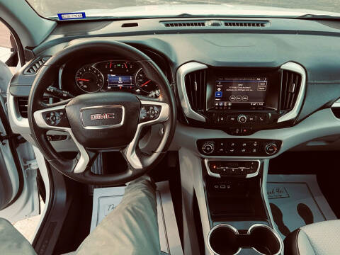 2022 GMC Terrain SLE