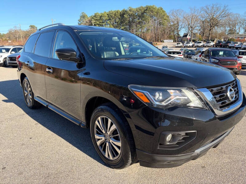 2018 Nissan Pathfinder SL