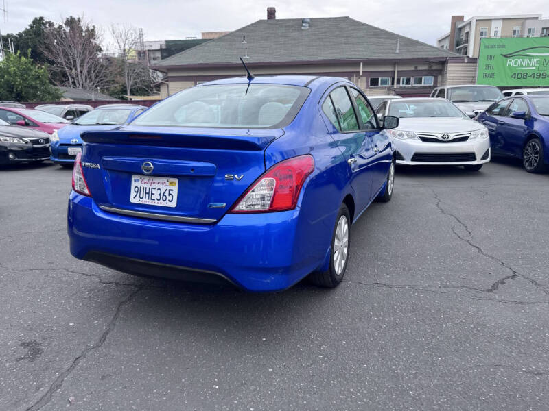 2015 Nissan Versa 1.6 SV