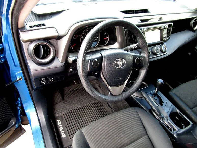 2016 Toyota RAV4 LE