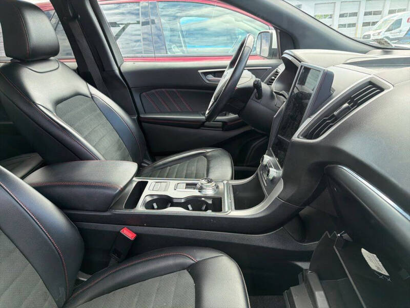 2022 Ford Edge ST-Line