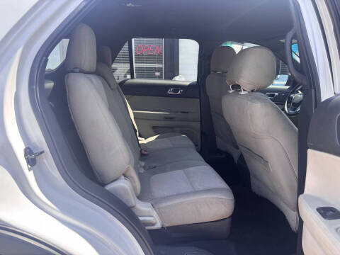 2014 Ford Explorer