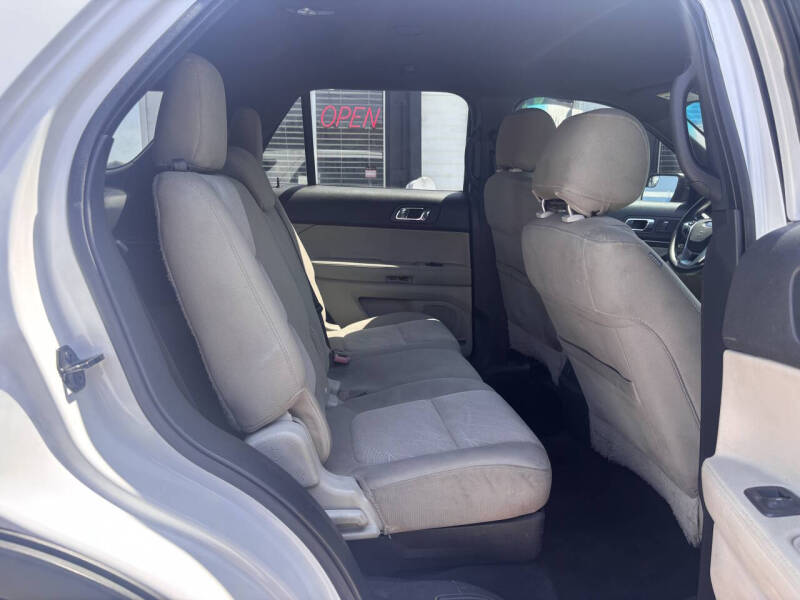 2014 Ford Explorer