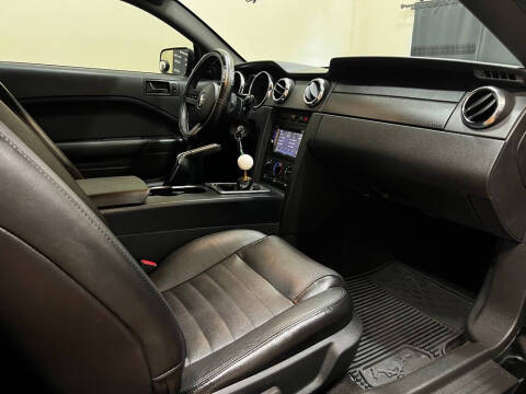 2006 Ford Mustang GT Deluxe