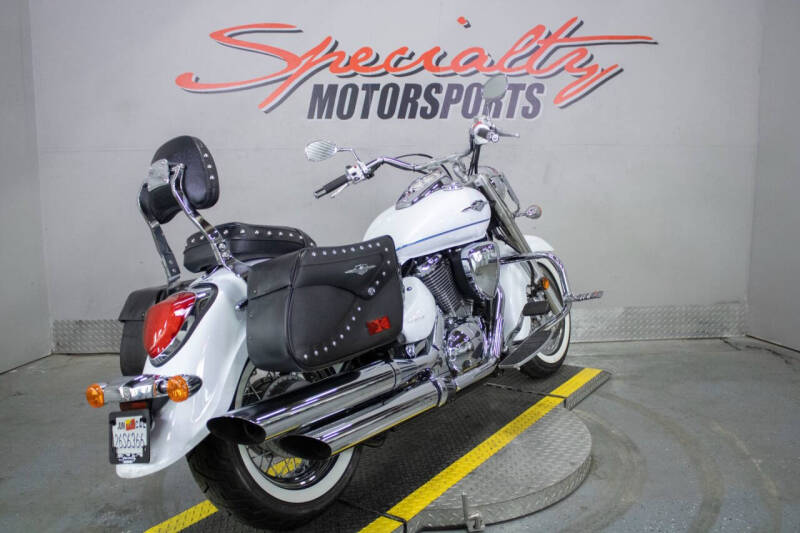 2023 Suzuki Boulevard C50T