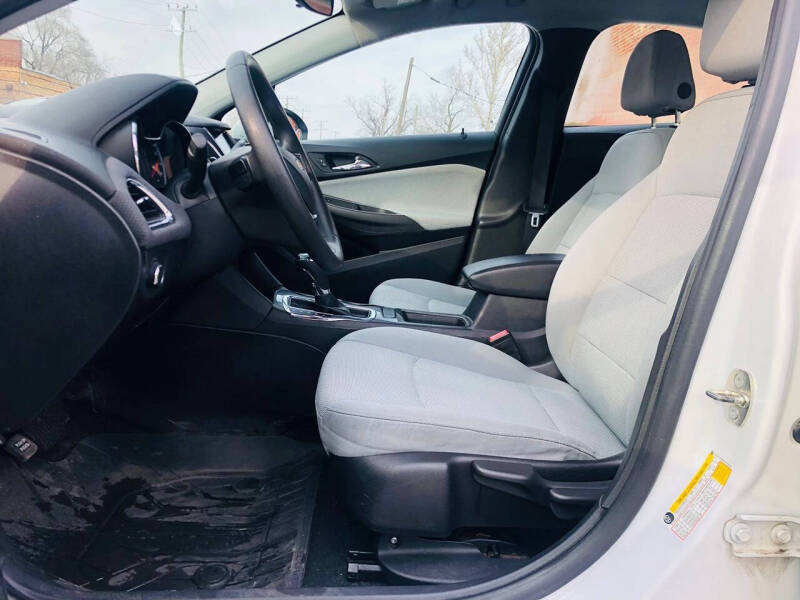 2019 Chevrolet Cruze LS
