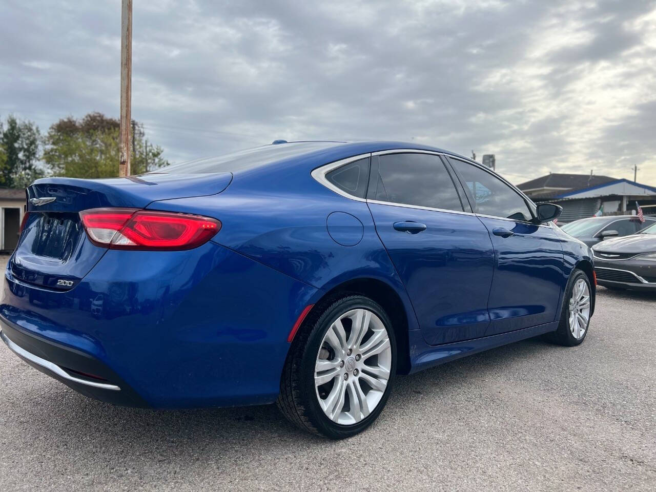 2016 Chrysler 200 for sale at J-R Auto Sales LLC in Houston, TX