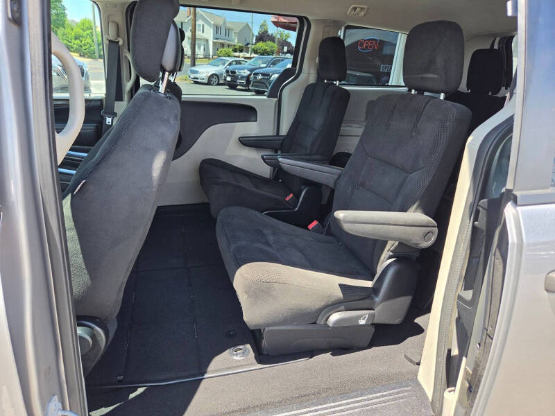 2016 Dodge Grand Caravan American Value Package
